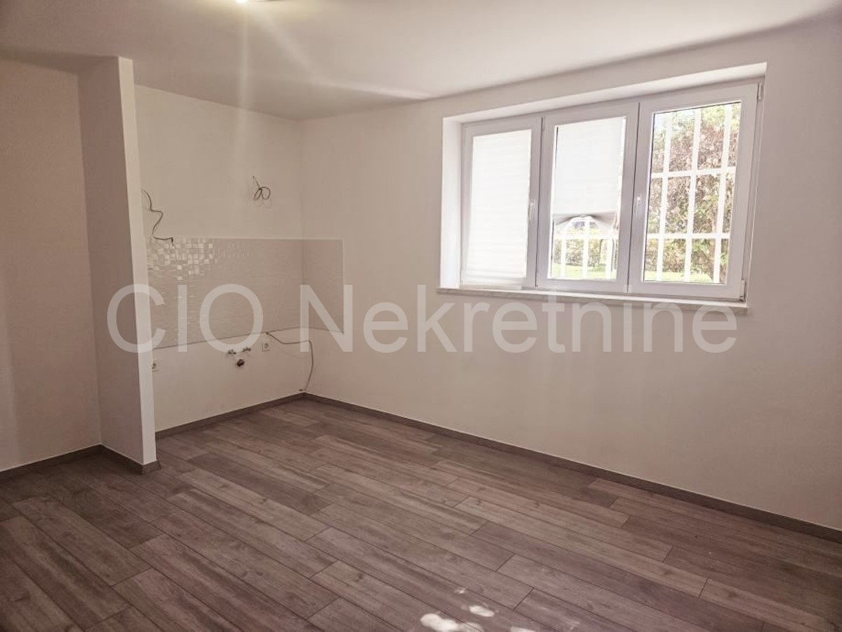 Apartma Na predaj - SPLITSKO-DALMATINSKA SPLIT