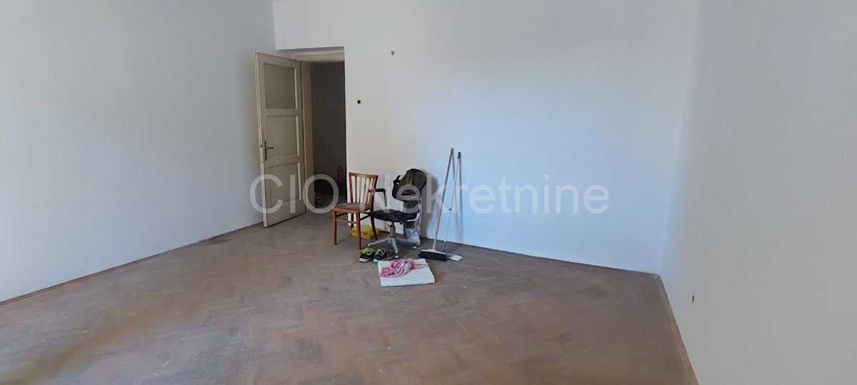 Flat For sale - SPLITSKO-DALMATINSKA SPLIT