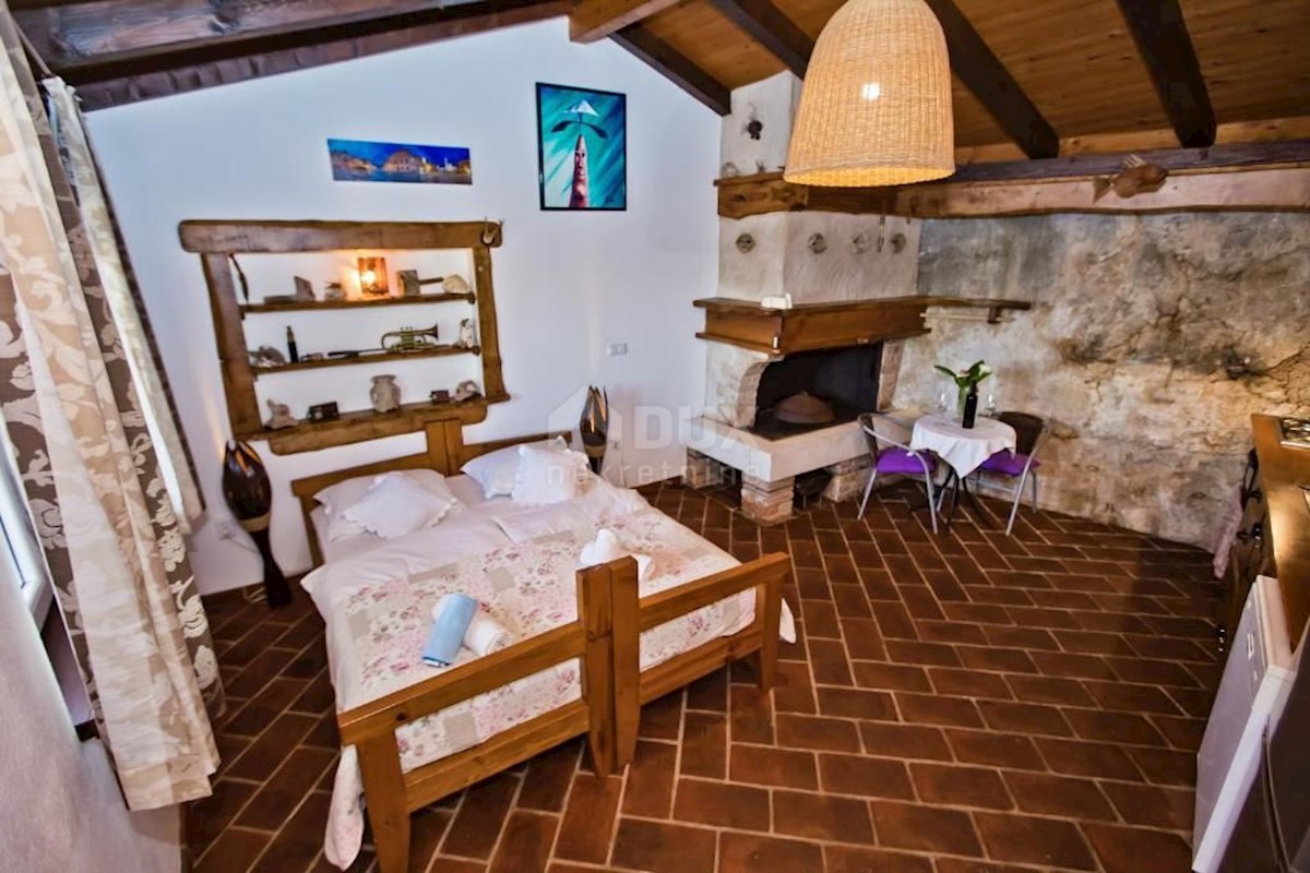 Haus Zu verkaufen - SPLITSKO-DALMATINSKA HVAR