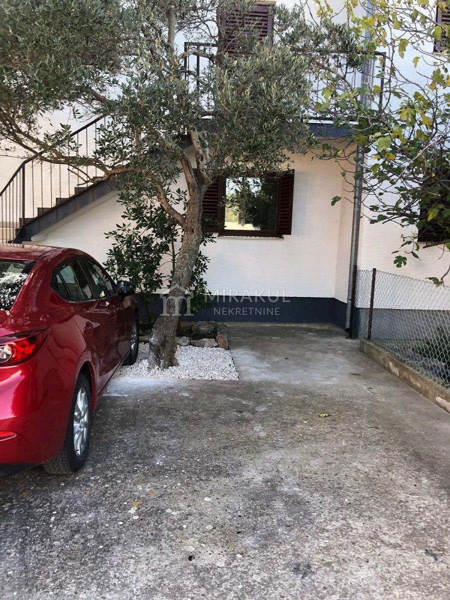 Apartma Naprodaj - ŠIBENSKO-KNINSKA Pirovac