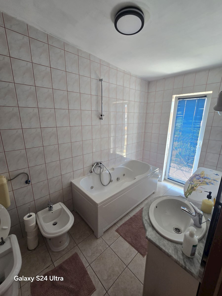 Apartmán Na prenájom - SPLITSKO-DALMATINSKA KAŠTELA