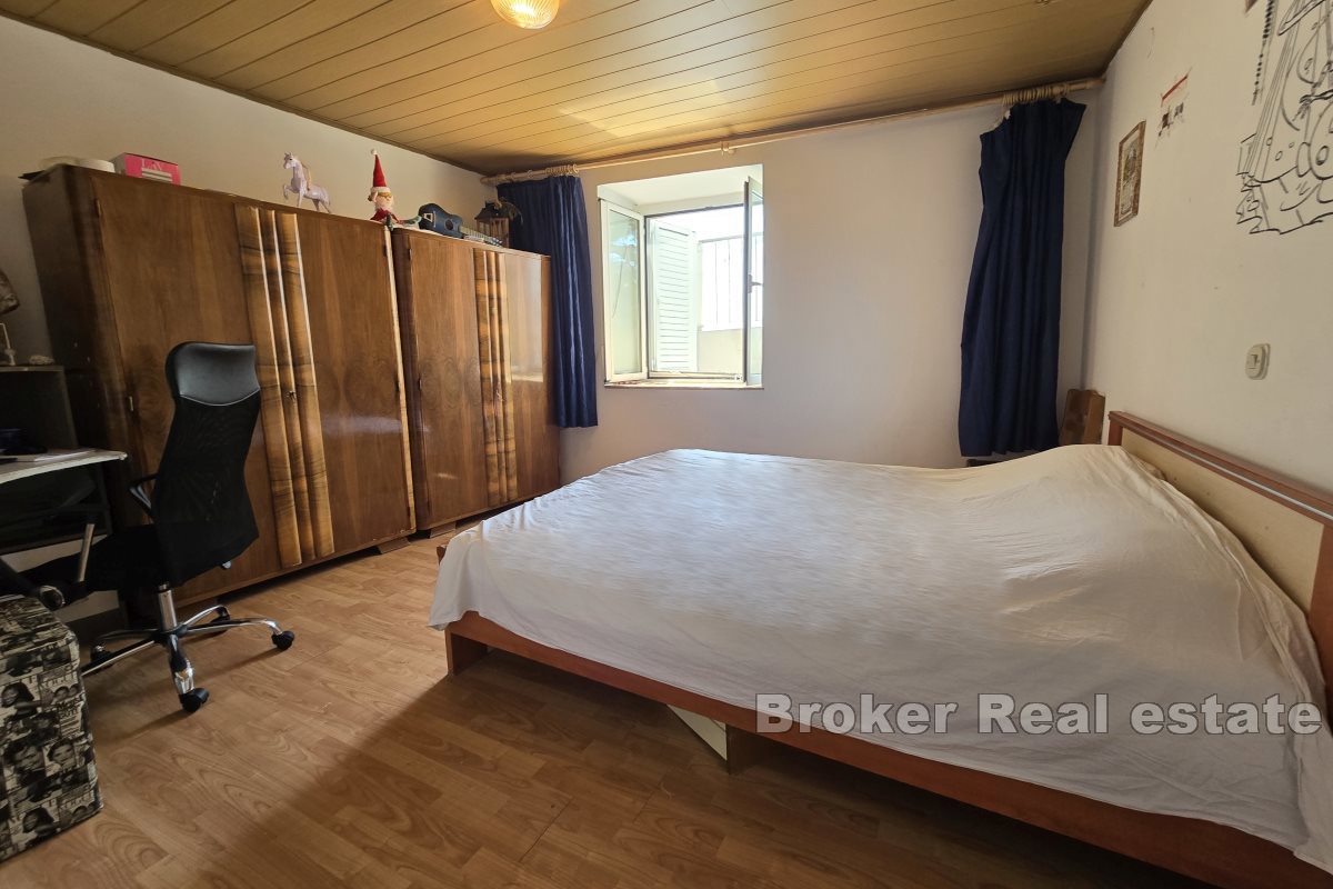 House For sale - SPLITSKO-DALMATINSKA SPLIT