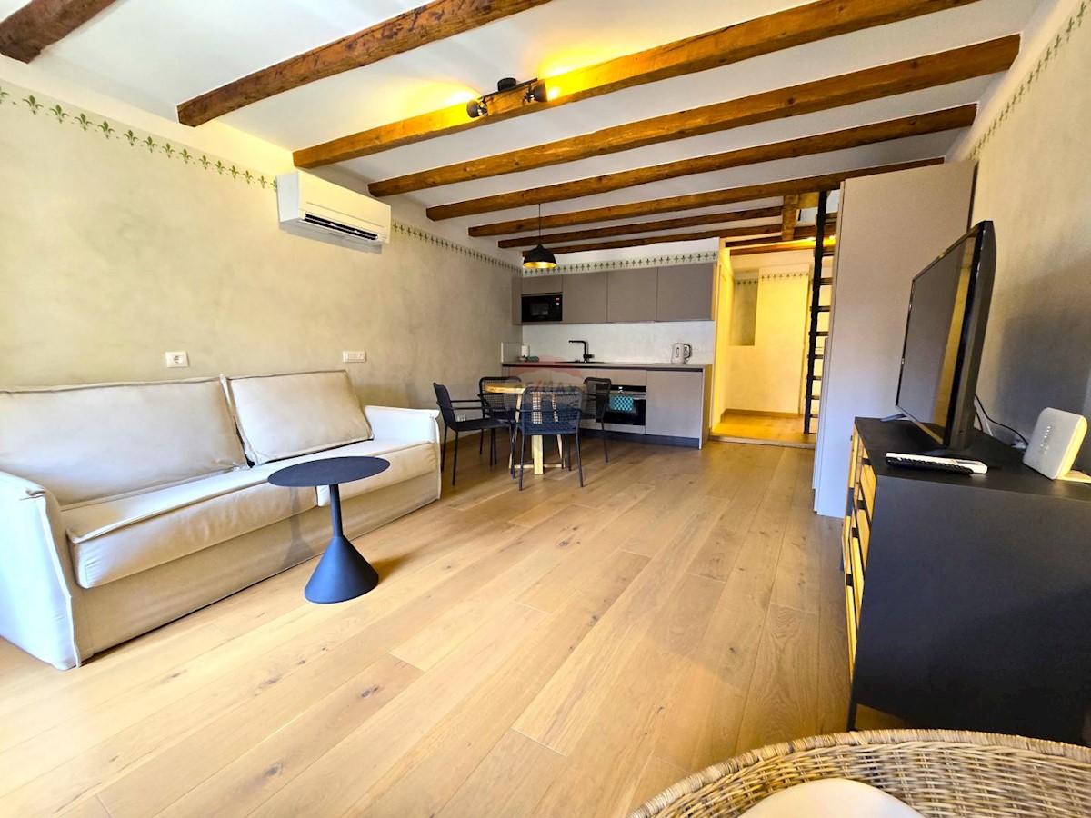 Appartement À vendre - Istarska Rovinj - foto 1/14