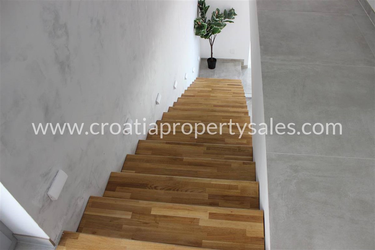 House For sale - SPLITSKO-DALMATINSKA OMIŠ