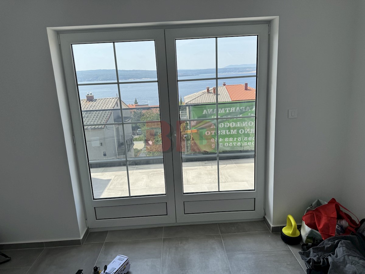 Stan Na prodaju - PRIMORSKO-GORANSKA CRIKVENICA