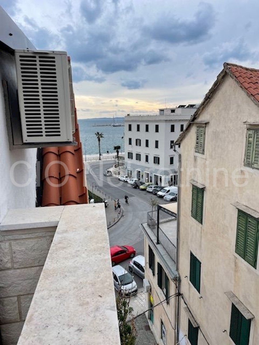 Flat For sale - SPLITSKO-DALMATINSKA SPLIT