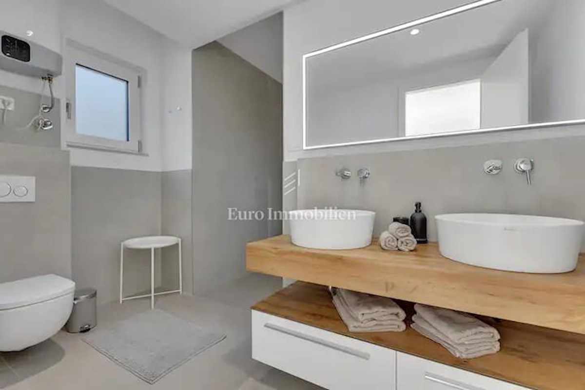 Flat For sale - SPLITSKO-DALMATINSKA TUČEPI