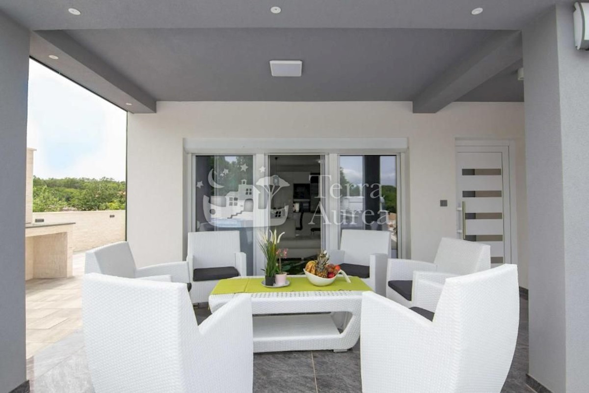 Casa In vendita - PRIMORSKO-GORANSKA KRK
