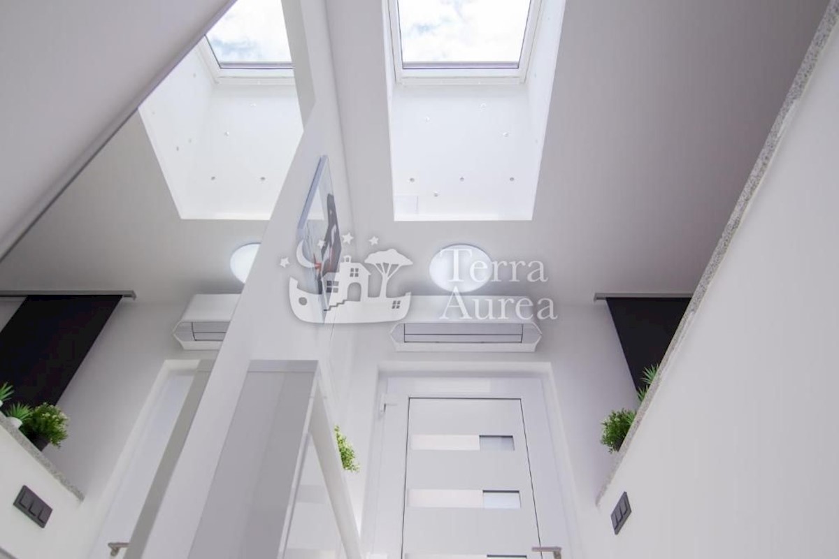 Casa In vendita - PRIMORSKO-GORANSKA KRK