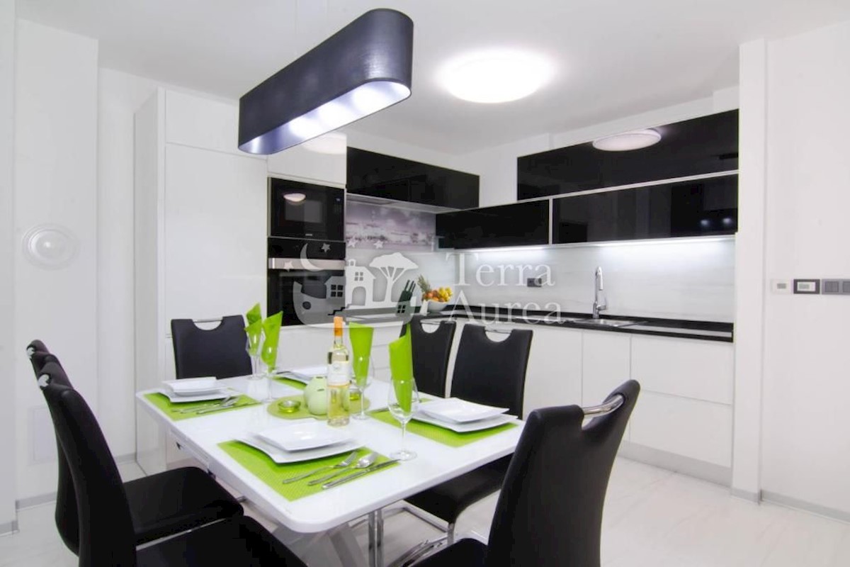 Casa In vendita - Primorsko-goranska Krk - foto 3/36