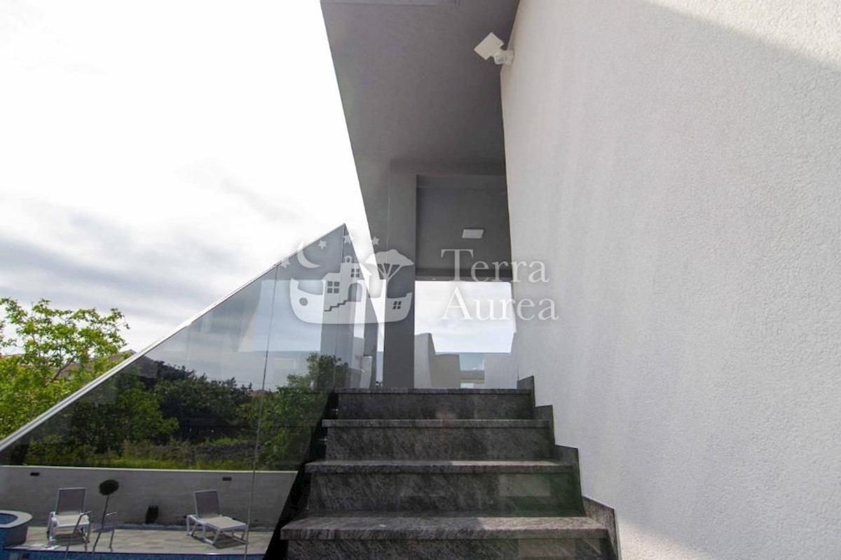 Casa In vendita - PRIMORSKO-GORANSKA KRK