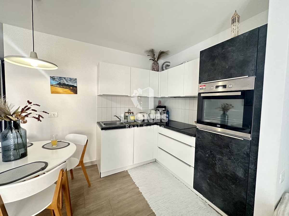 Apartma Na predaj - ISTARSKA NOVIGRAD