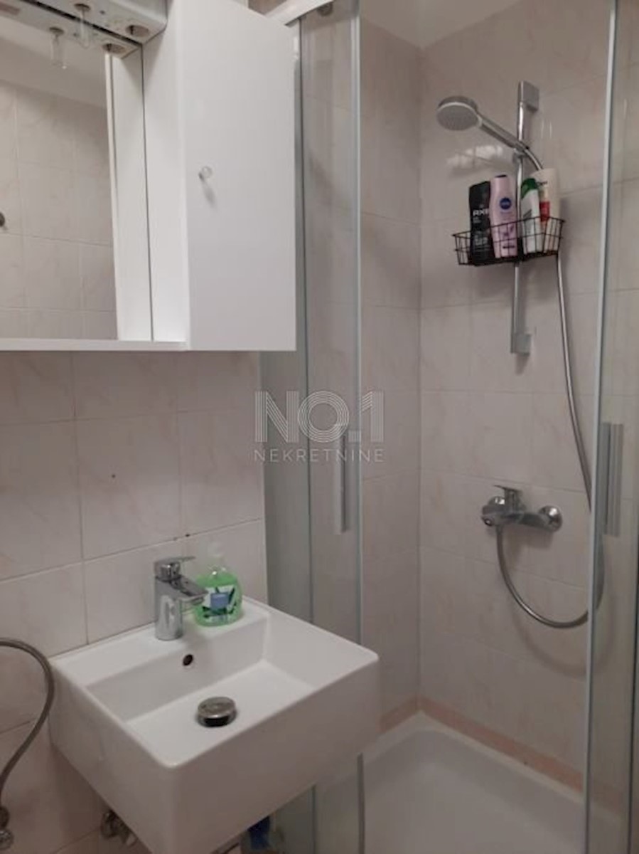 Apartment Zu verkaufen - ISTARSKA NOVIGRAD