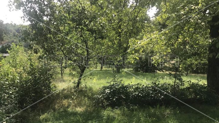 Terrain à vendre 1261 m² – Pisarovina