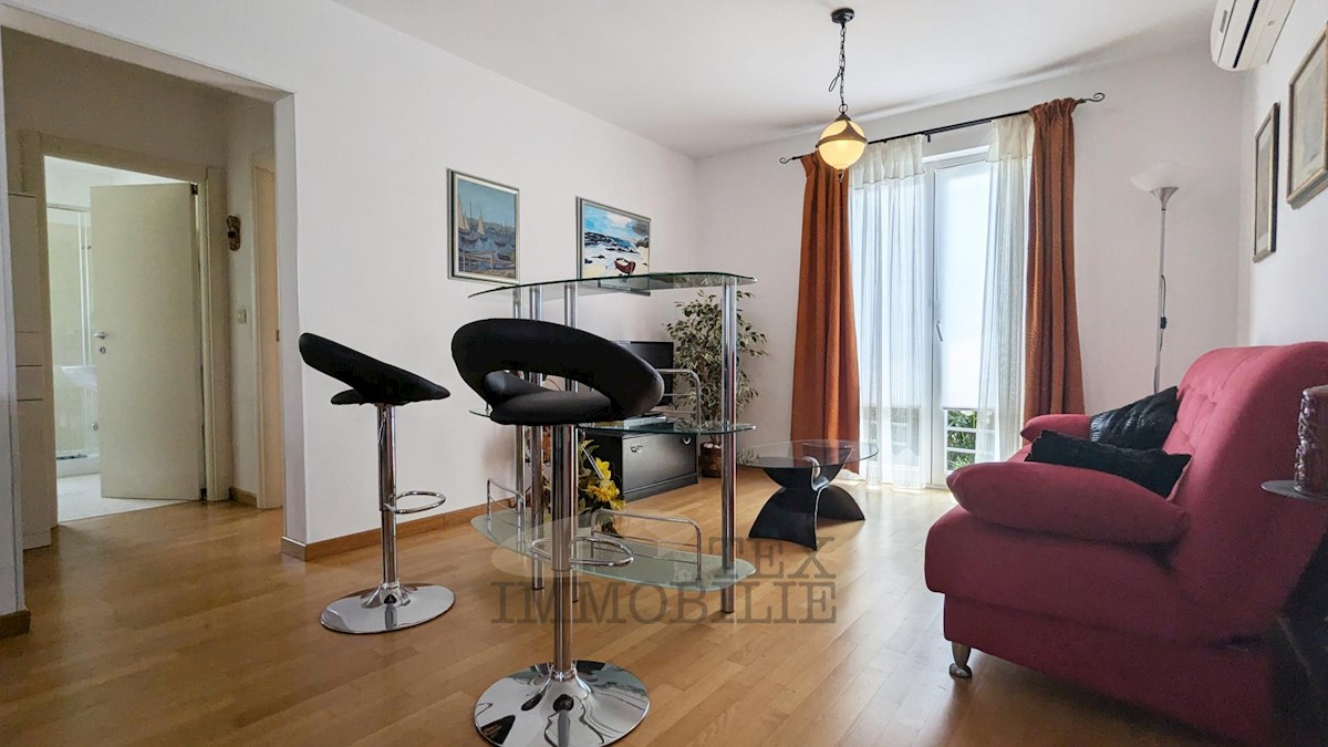 Flat For sale - ISTARSKA FUNTANA