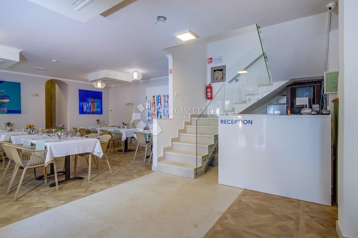 Business premises For rent - PRIMORSKO-GORANSKA MALI LOŠINJ