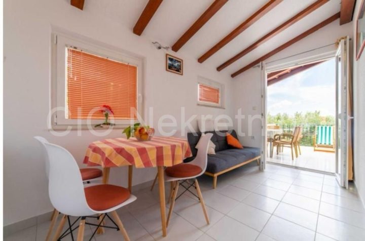 Dom na predaj 280 m² – Bol