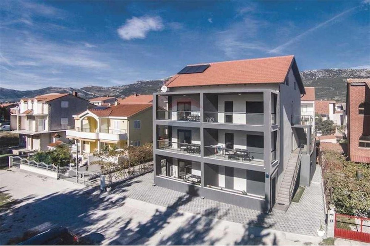 Apartmán K pronájmu - SPLITSKO-DALMATINSKA KAŠTELA