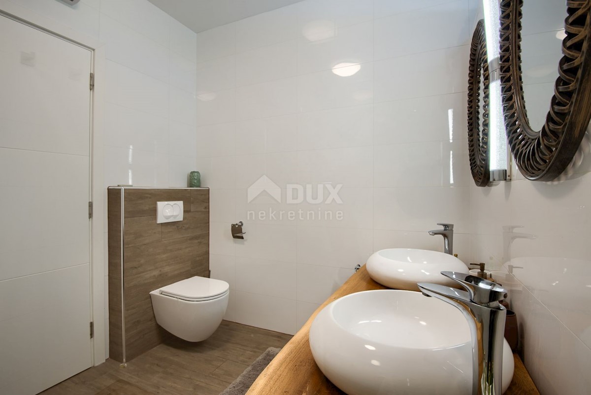 Haus Zu verkaufen - ISTARSKA SVETVINČENAT