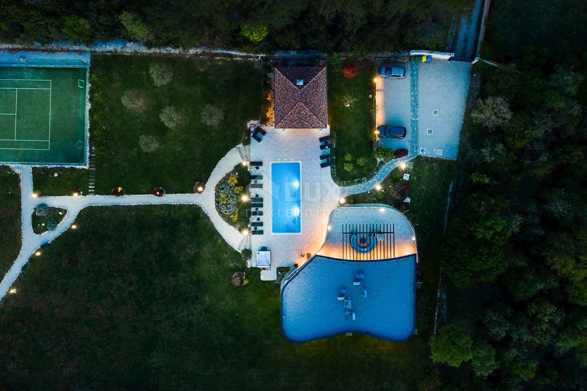 Haus Zu verkaufen - ISTARSKA SVETVINČENAT