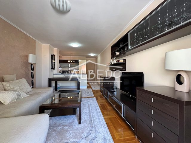 Apartmán na prodej 68 m² – Makarska