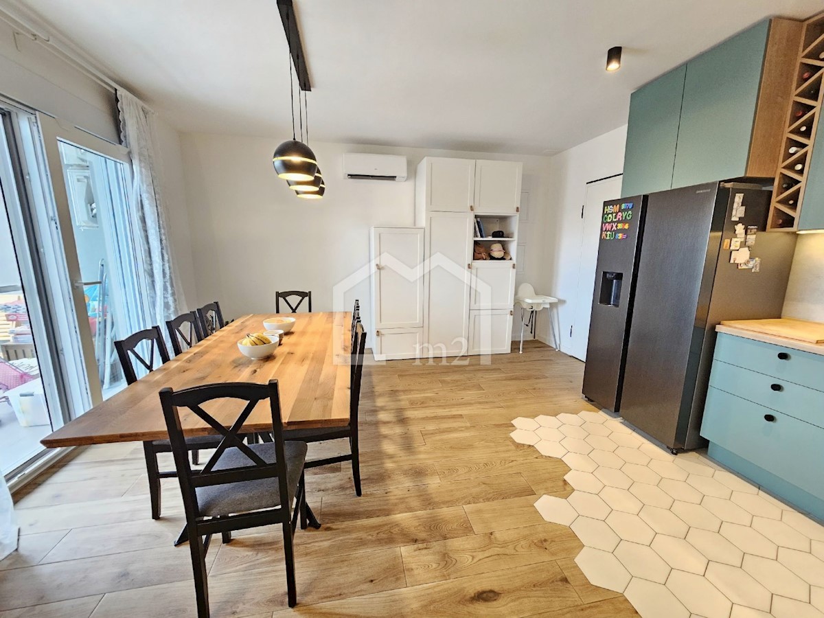 Apartmán Na predaj - SPLITSKO-DALMATINSKA SOLIN