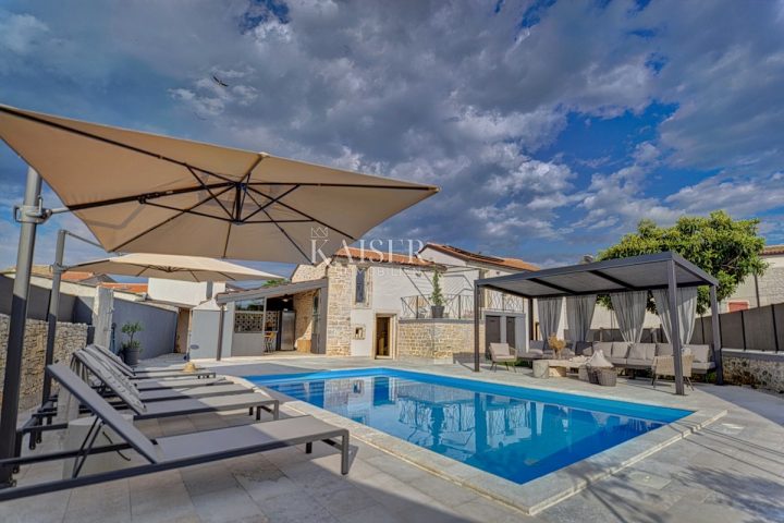 Hiša na predaj 137 m² – Knapići