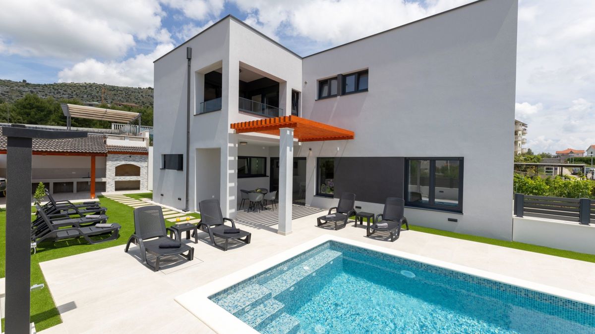 Haus Zu verkaufen - Splitsko-dalmatinska Trogir - foto 1/19