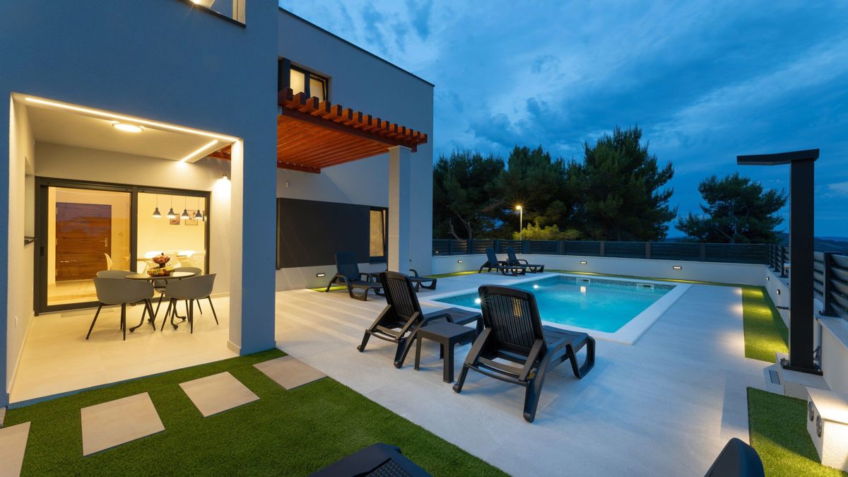 Haus Zu verkaufen - SPLITSKO-DALMATINSKA TROGIR
