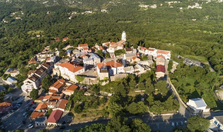 Terreno in vendita 896 m² – Bribir