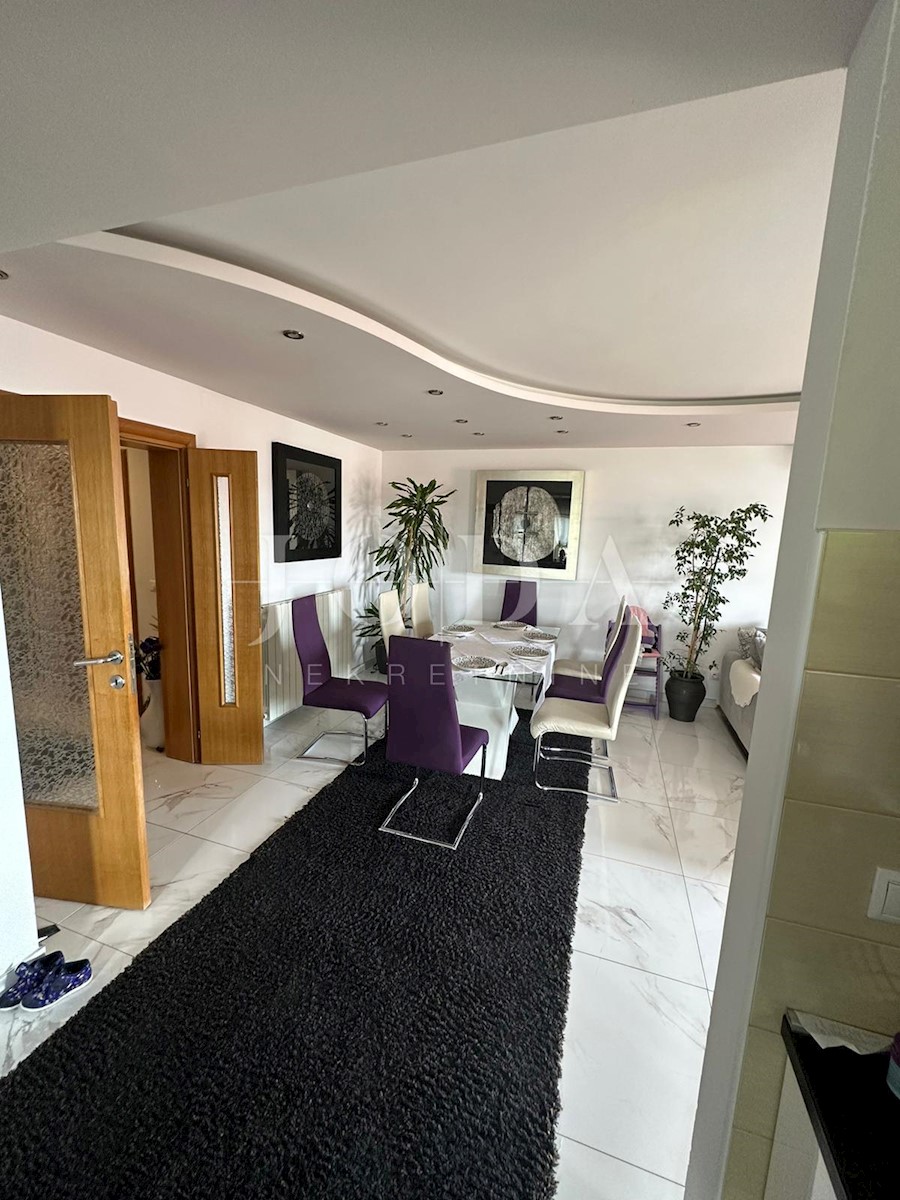 Apartma Na predaj - PRIMORSKO-GORANSKA CRIKVENICA