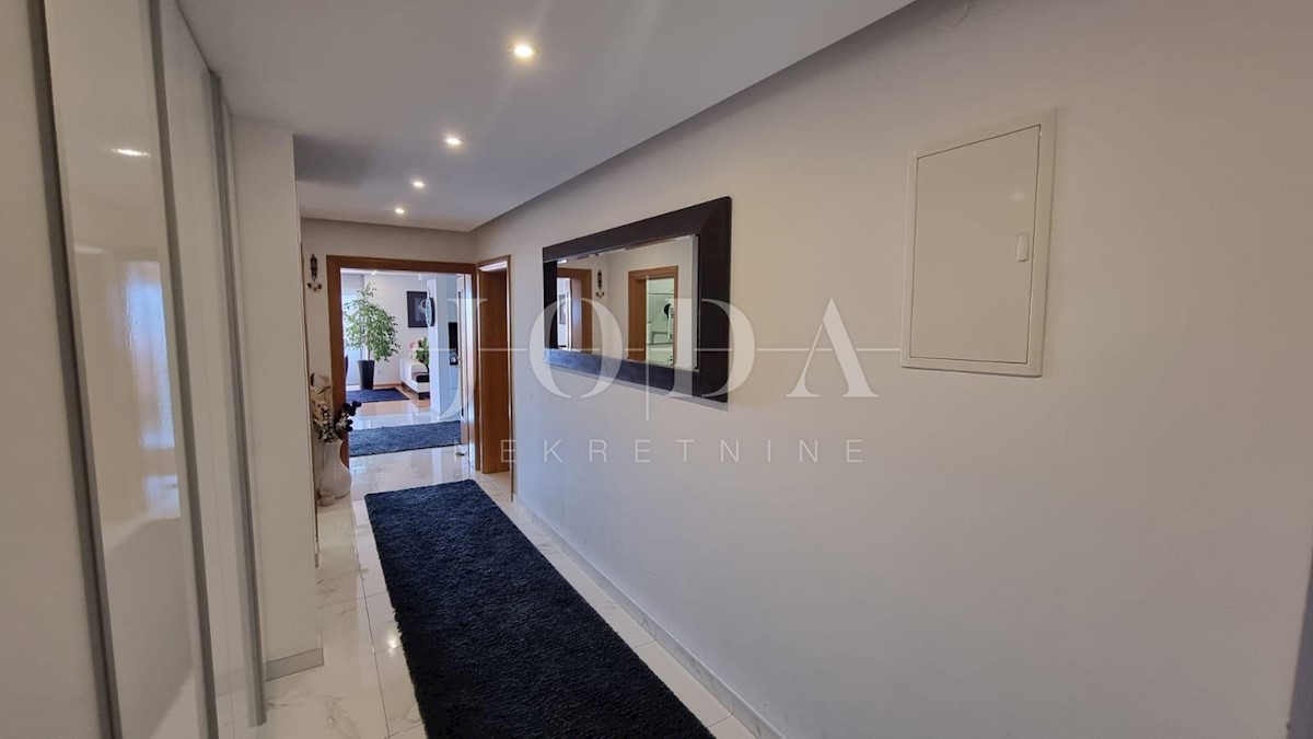 Apartma Na predaj - Primorsko-goranska Crikvenica - foto 3/25
