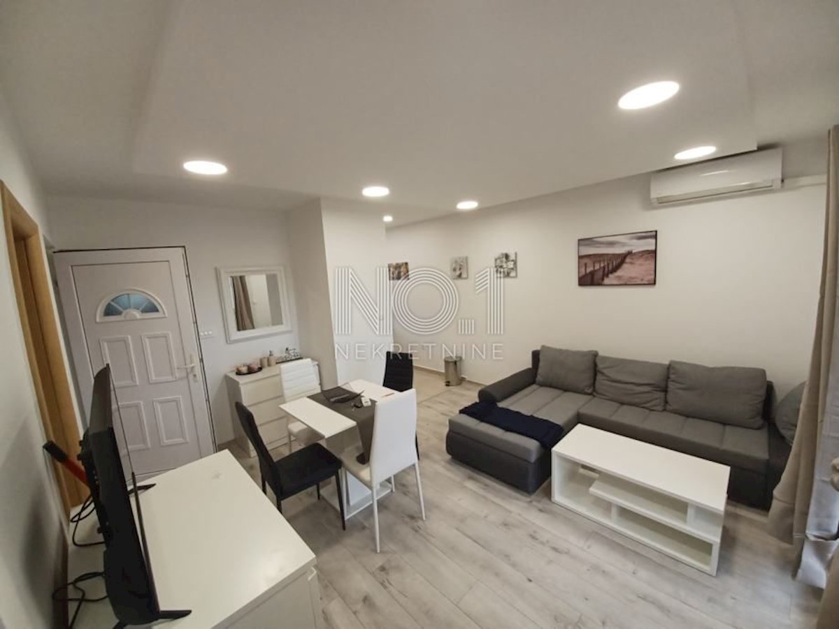 Apartmán Na predaj - LIČKO-SENJSKA NOVALJA