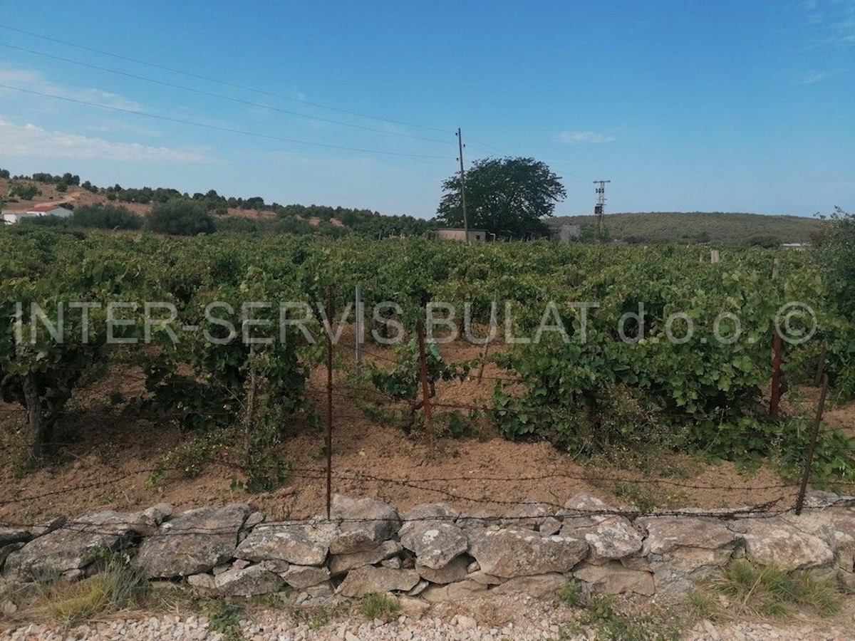 Terreno In vendita - ŠIBENSKO-KNINSKA ŠIBENIK