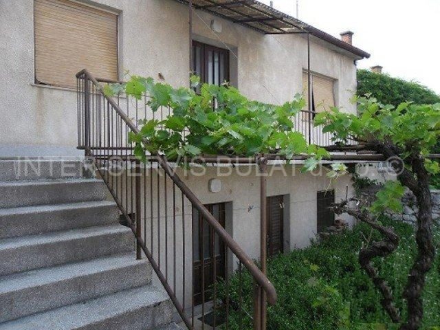 Dom na sprzedaż 160 m² – Knin