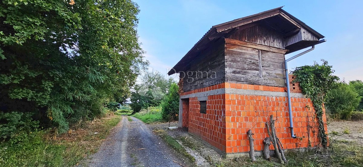 House For sale - ZAGREBAČKA BRCKOVLJANI