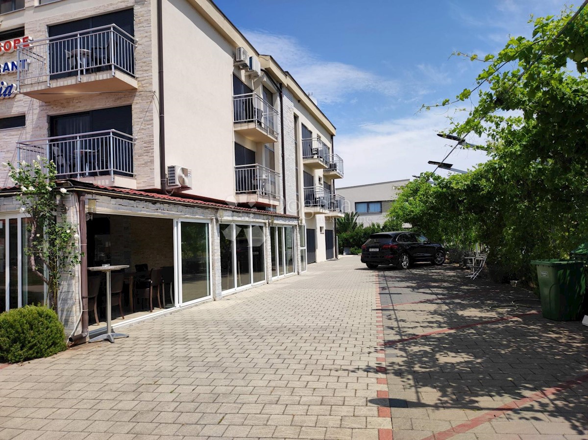 Business premises For sale - ZADARSKA NIN