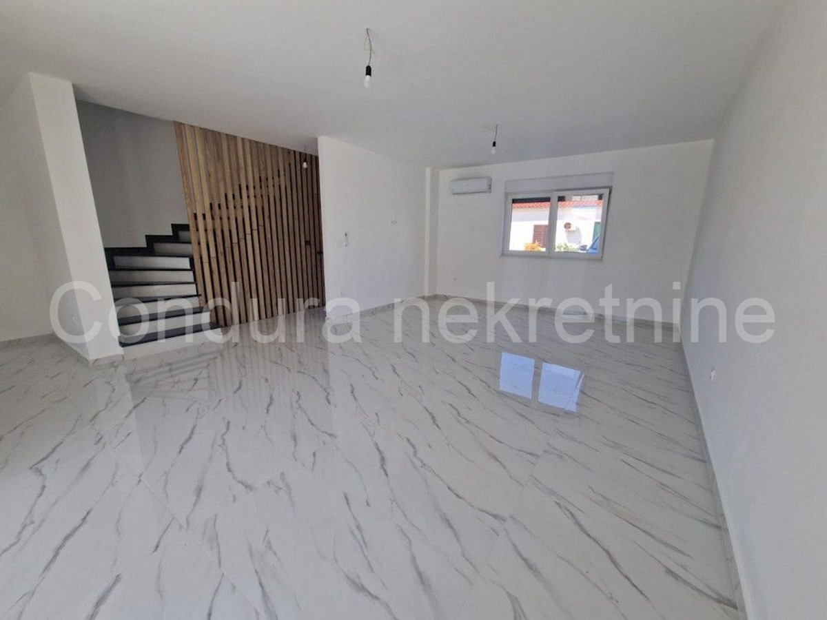 Casa In vendita - ZADARSKA VIR