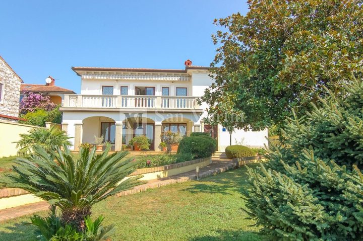 Casa in vendita 390 m² – Umag
