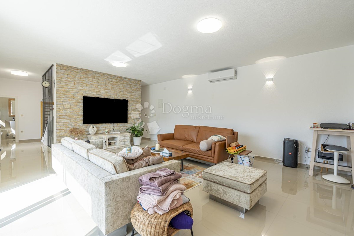 Haus Zu verkaufen - PRIMORSKO-GORANSKA RIJEKA