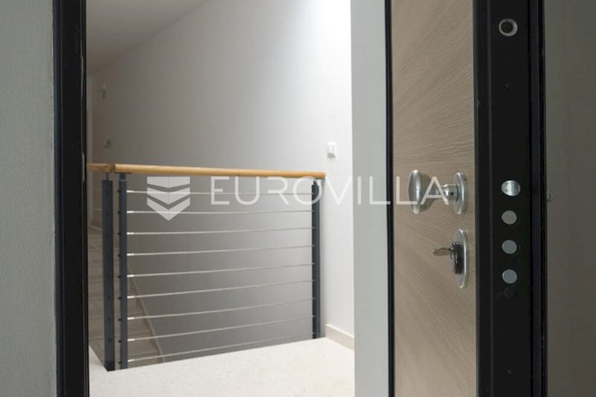 Apartma Na predaj - ISTARSKA POREČ