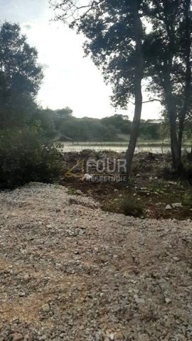 Zemljište na prodaju 432 m² – Vodnjan