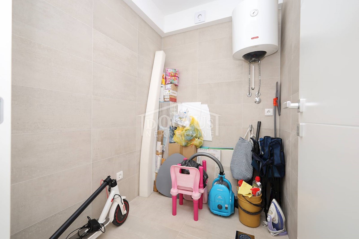 Flat For sale - ŠIBENSKO-KNINSKA VODICE