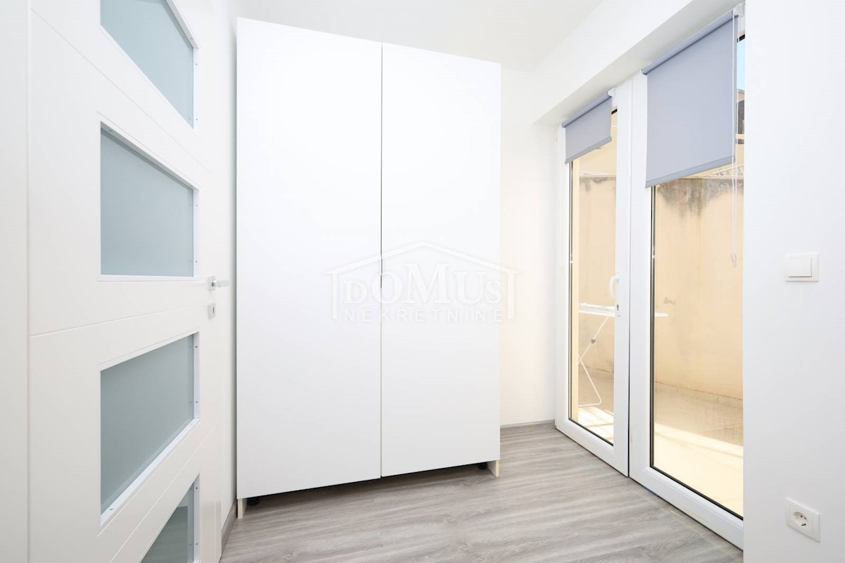 Flat For sale - ŠIBENSKO-KNINSKA VODICE