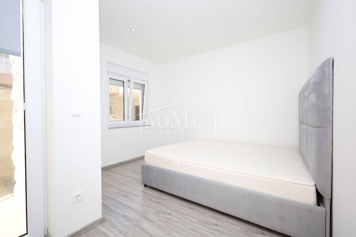 Flat For sale - ŠIBENSKO-KNINSKA VODICE