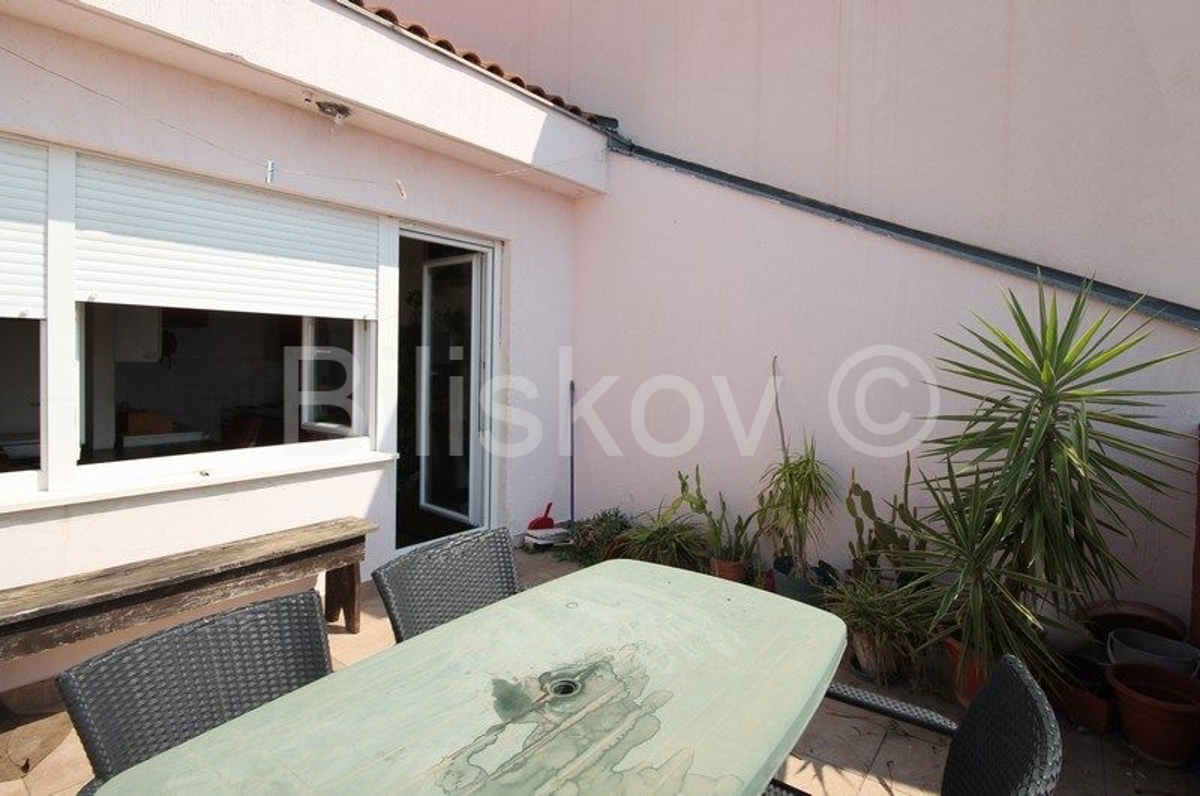 Apartment Zu verkaufen - SPLITSKO-DALMATINSKA SPLIT