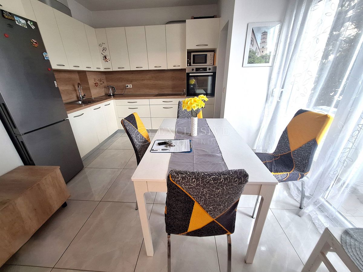 Apartmán Na predaj - PRIMORSKO-GORANSKA CRIKVENICA