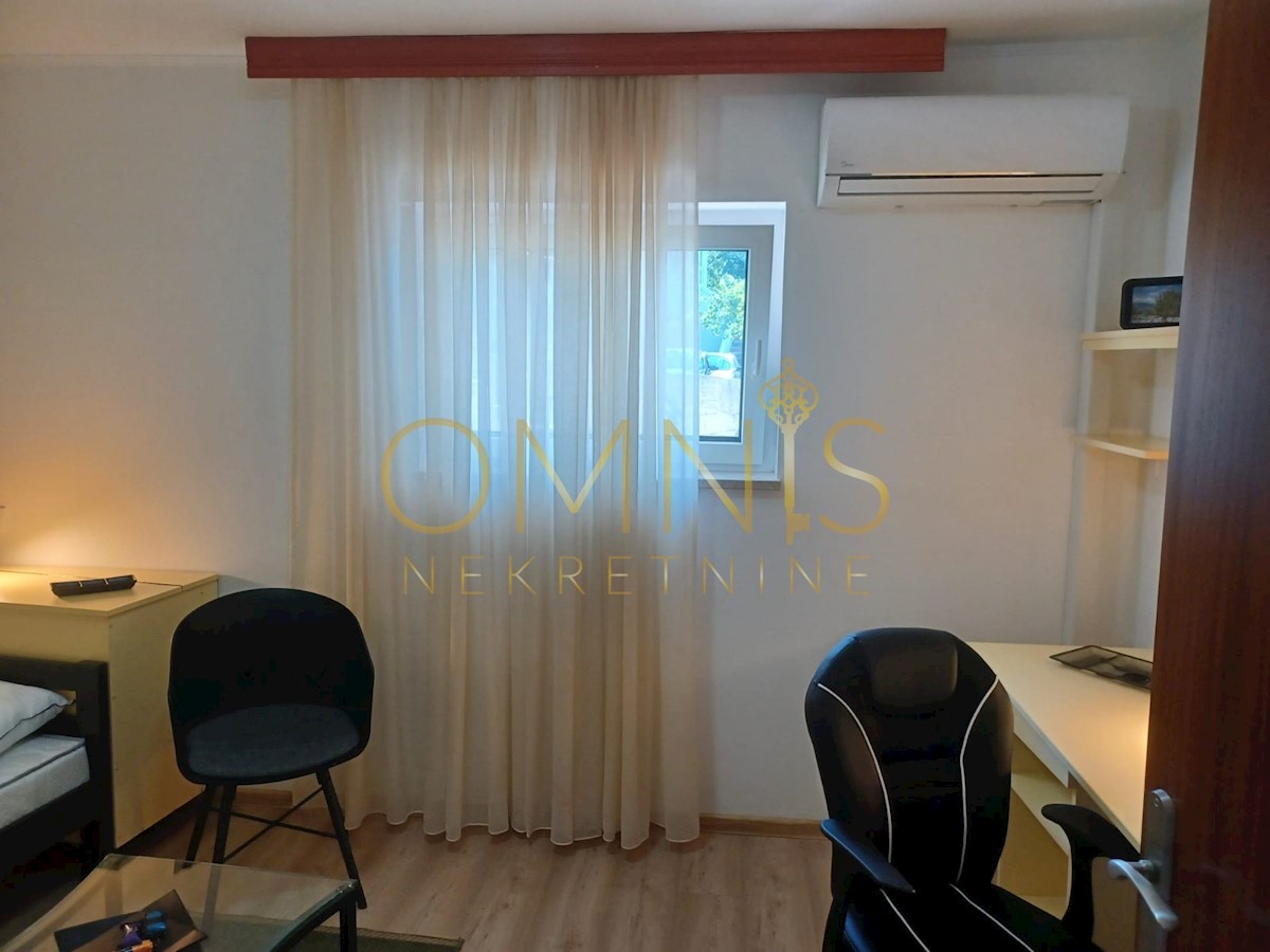 Flat For rent - PRIMORSKO-GORANSKA RIJEKA