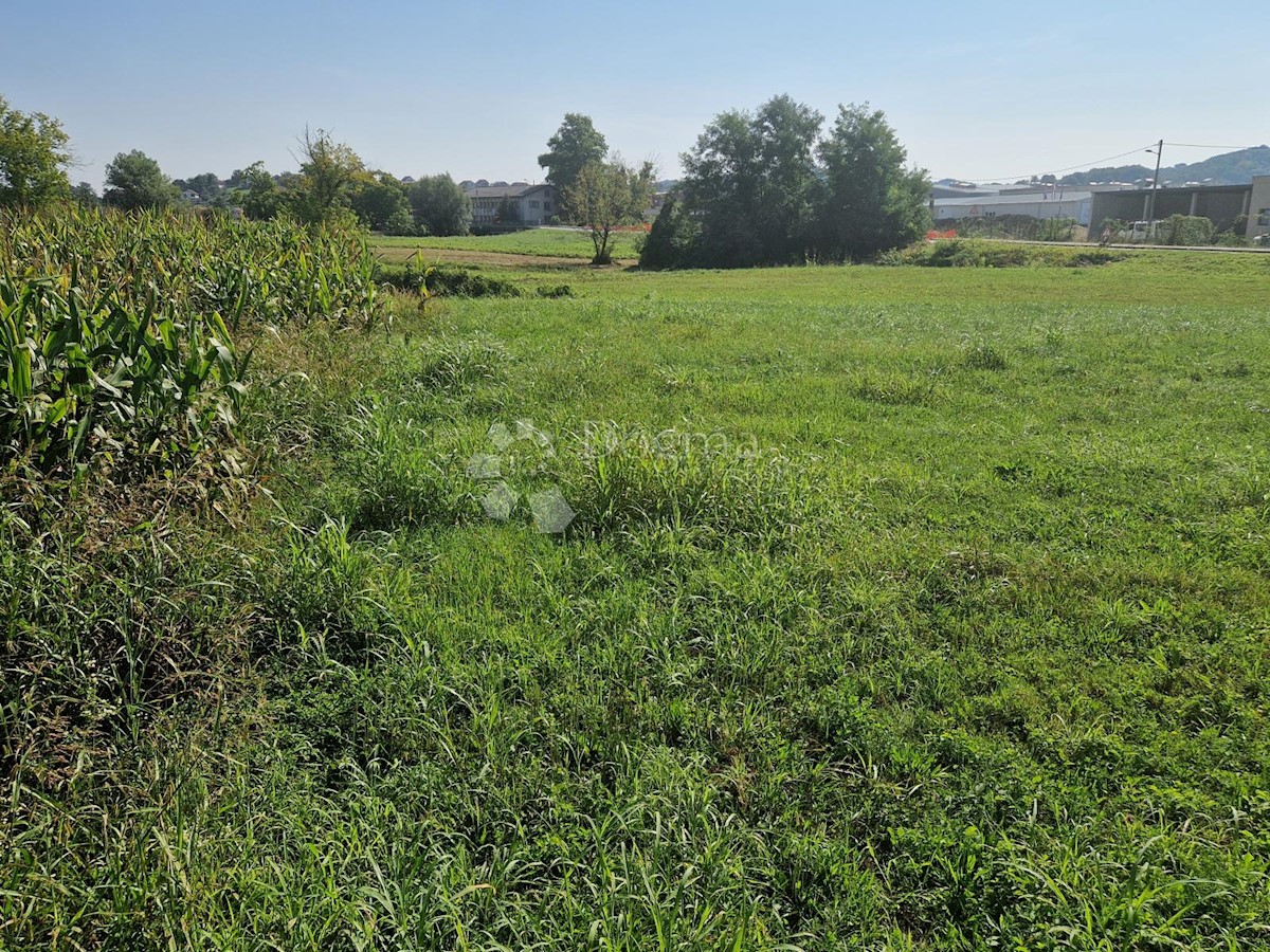 Land For sale OROSLAVJE