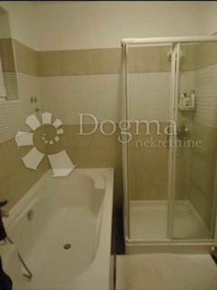 Flat For rent - PRIMORSKO-GORANSKA RIJEKA